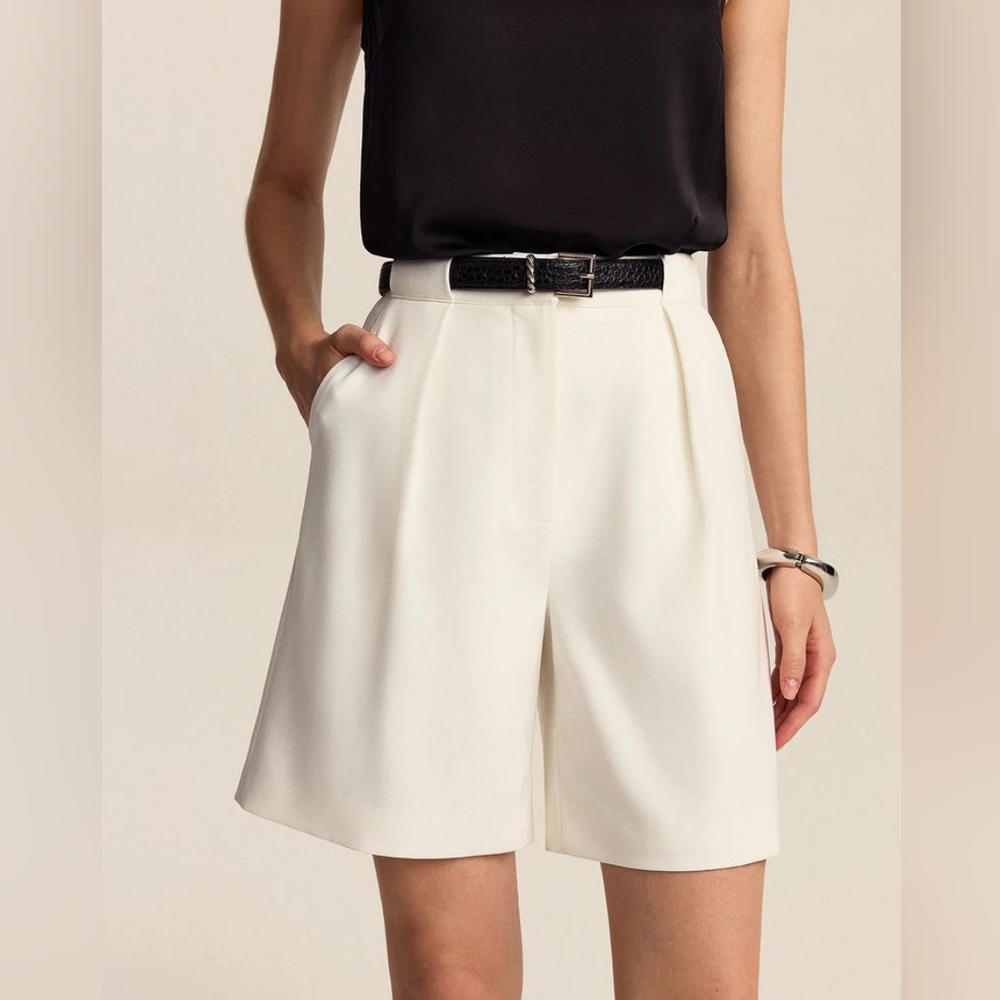 Elegant White Belted Women's Shorts